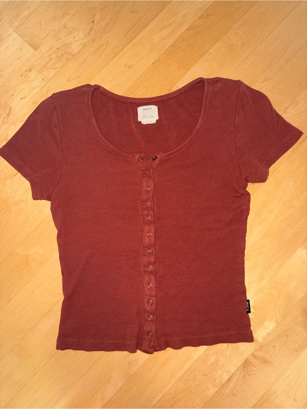 RVCA Short-Sleeve Ribbed Button-Front Top in Rust Red